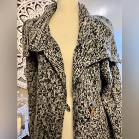 The Limited Animal Print Wool Blend Sweater Jacket - Picture 2 of 6